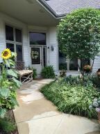 Tuckaway Pines 7513 W Tuckaway Pines Cir  in Franklin wi. List Price: $724,900