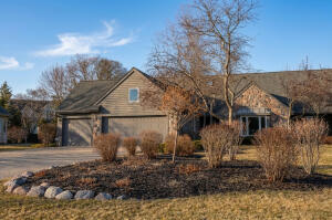The Lakes of Ville du Parc 2618 W Lake Park Ct  in Mequon wi. List Price: $674,900