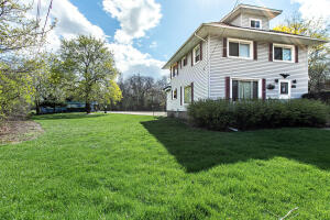 10203  Northwestern Ave in Caledonia wi. List Price: $499,000
