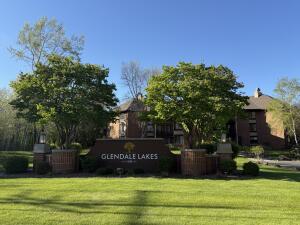 Glendale Lakes 1600 W Green Tree Rd 225 in Glendale wi. List Price: $249,900