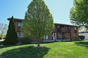 Whitnall Edge 10352 W Whitnall Edge Ct 101 in Franklin wi. List Price: $179,900