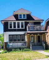 2373 N 67th St in Wauwatosa wi. List Price: $445,000