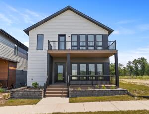 Lakeshore Commons 9405 S Cypress Pl  in Oak Creek wi. List Price: $674,900