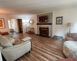 Cedar Gables 1027 W Shaker Cir  in Mequon wi. List Price: $489,000