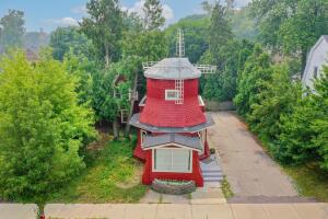 319 E Howard Ave in Milwaukee wi. List Price: $249,900