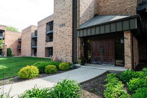 Eastwood 1906 E Shorewood Blvd 163 in Shorewood wi. List Price: $184,900