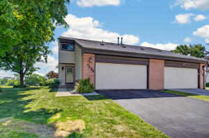 Camelot Trails 7236 S Delaine Dr 4-7236 in Oak Creek wi. List Price: $274,900