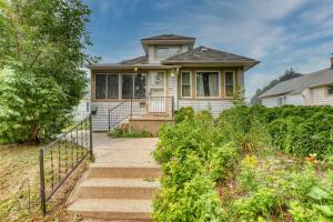 2213 S 74th St in West Allis wi. List Price: $315,000