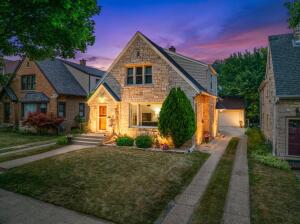 2650 N 70th St in Wauwatosa wi. List Price: $414,900