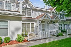 Crosswinds at the Creek 6235 S Creekside Dr 21 in Cudahy wi. List Price: $239,900