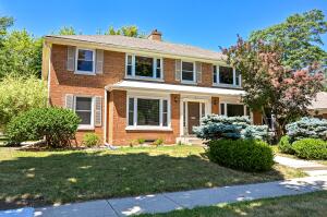 Tosa Spectrum 2303 N 81st St 2 in Wauwatosa wi. List Price: $199,900