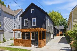 1850 N Warren Ave in Milwaukee wi. List Price: $575,000