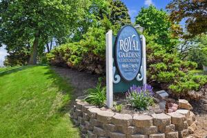 Royal Gardens 5650 W Wahner Ave 208 in Brown Deer wi. List Price: $57,000