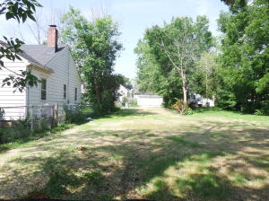 4849 N 36th  St in Milwaukee wi. List Price: $2,900