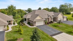 The Villas 2826 W Villa Dr  in Franklin wi. List Price: $469,900