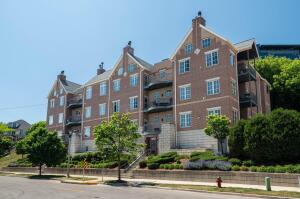 Commerce Bluff 1809 N Commerce St 302 in Milwaukee wi. List Price: $499,900