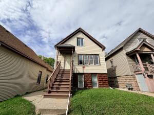 2363 S 9th St in Milwaukee wi. List Price: $199,000