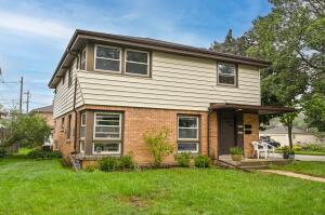 4339 N Sheffield Ave in Shorewood wi. List Price: $469,000