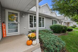 Whitnall Edge II 10210 W Whitnall Edge Cir F in Franklin wi. List Price: $265,000